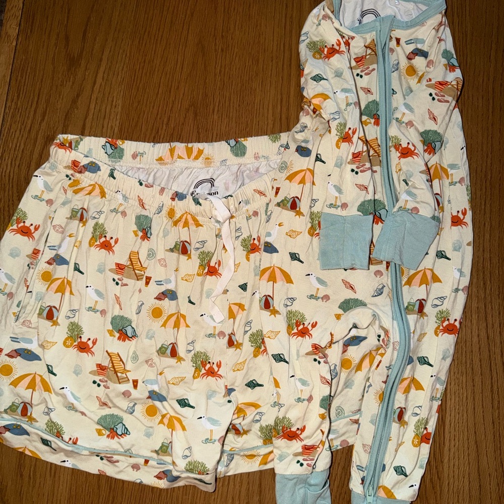 Beach Print mom shorts and 12/18m sleeper